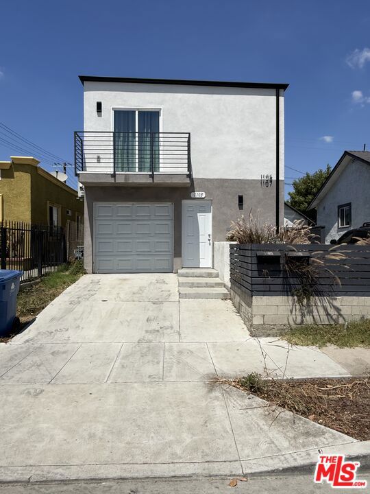1105 E 103rd Place — photo
