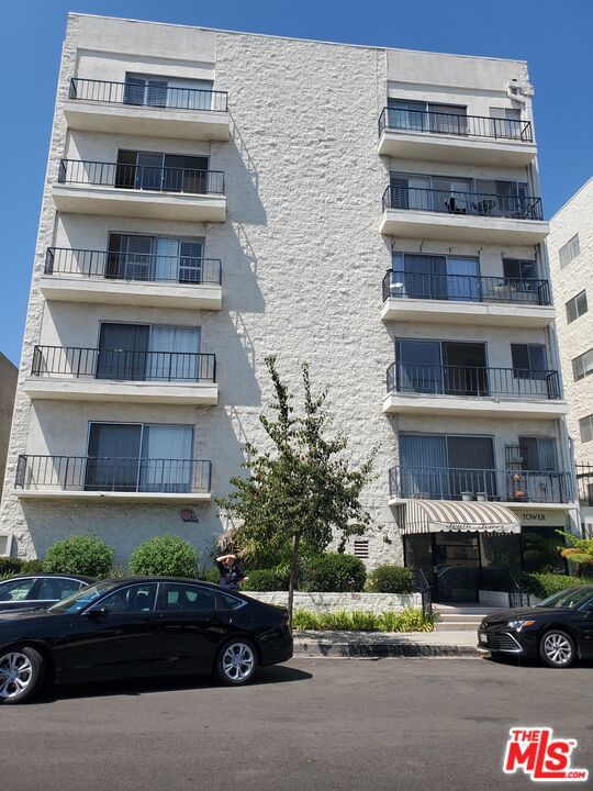 1115 S Elm Drive 405 — photo