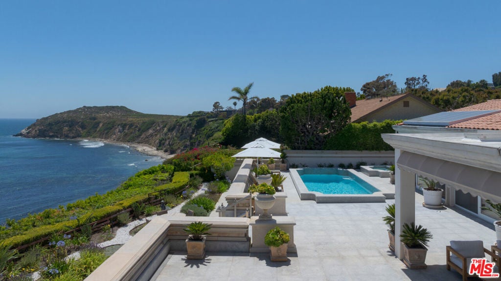 29000 Cliffside Drive — photo
