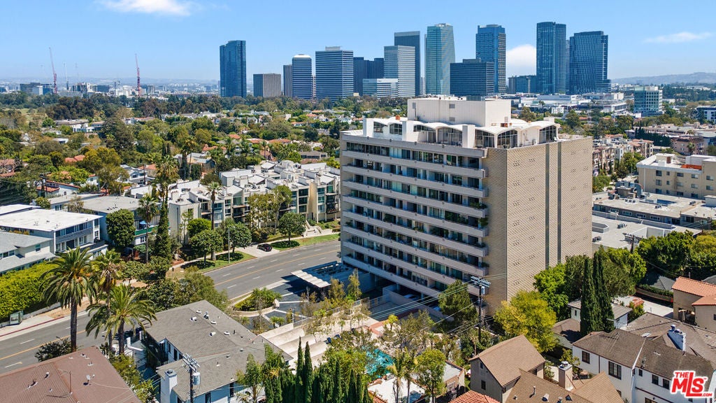 1333 S Beverly Glen Boulevard 403 — photo