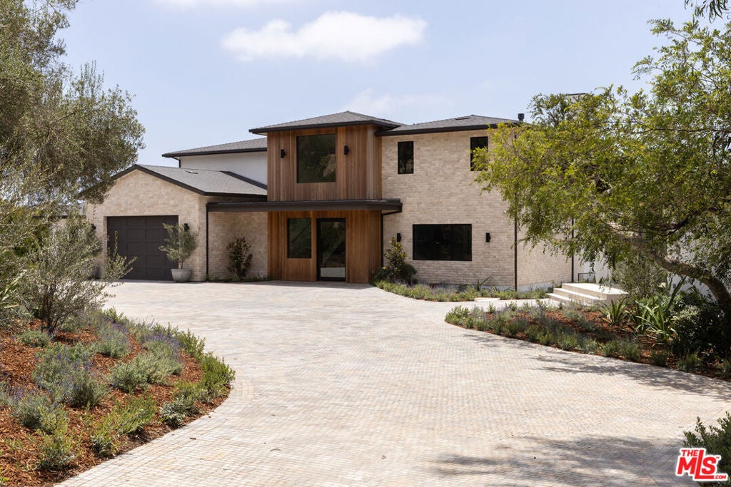 29924 Harvester Road — photo