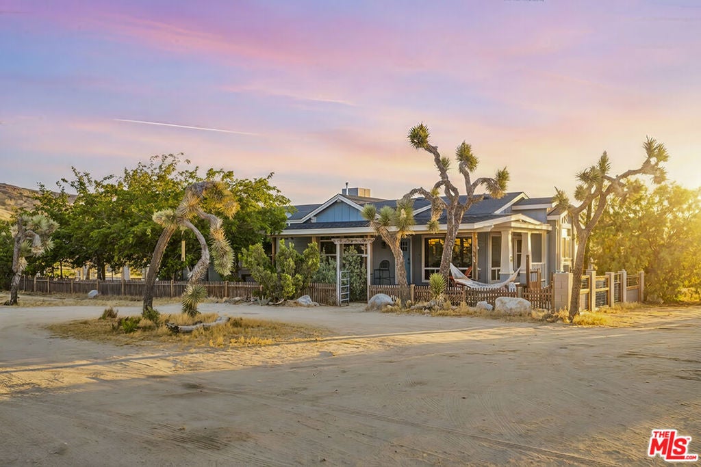 55626 Pipes Canyon Road — photo