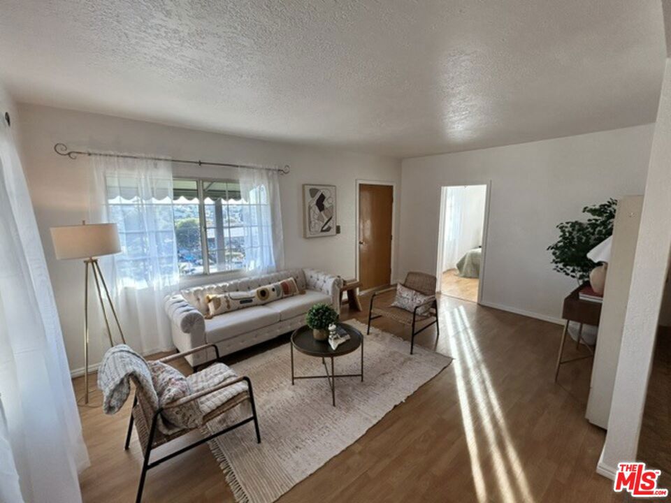3335 Floral Drive — photo