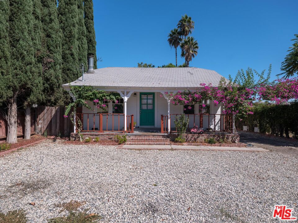 20911 Vose Street — photo