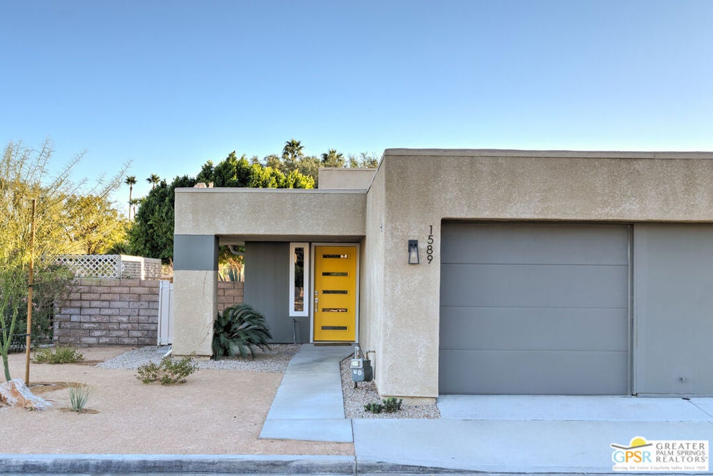 1589 N Sunflower Court — photo