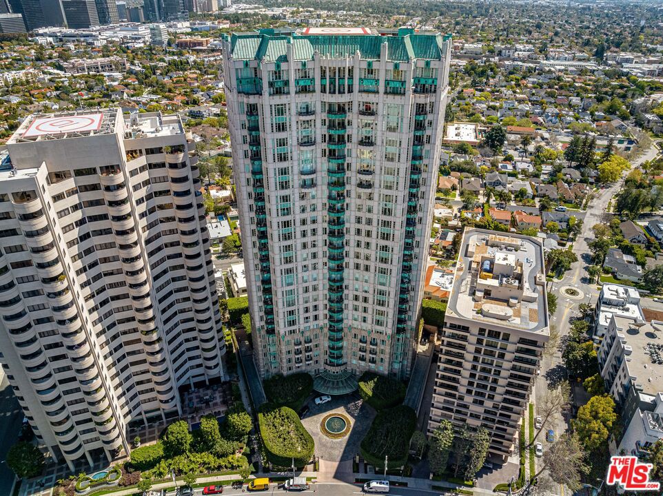 10580 Wilshire Boulevard 5SW — photo