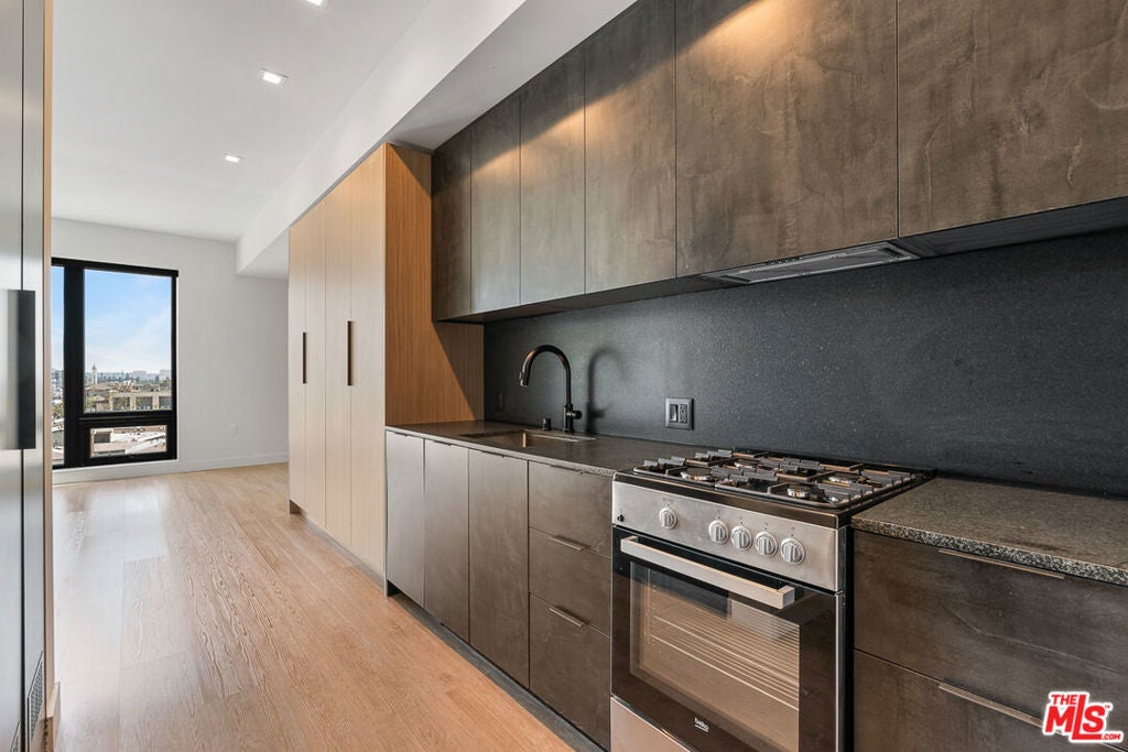 10700 Tabor Street 404 — photo