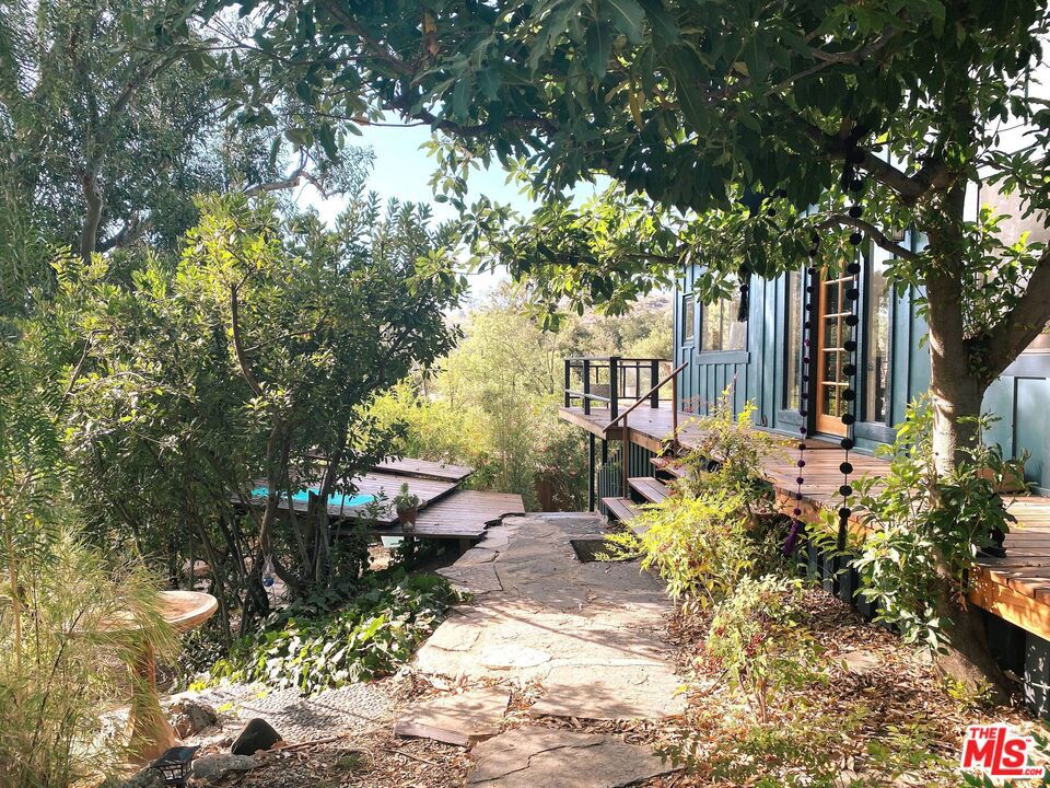 20485 Callon Drive — photo