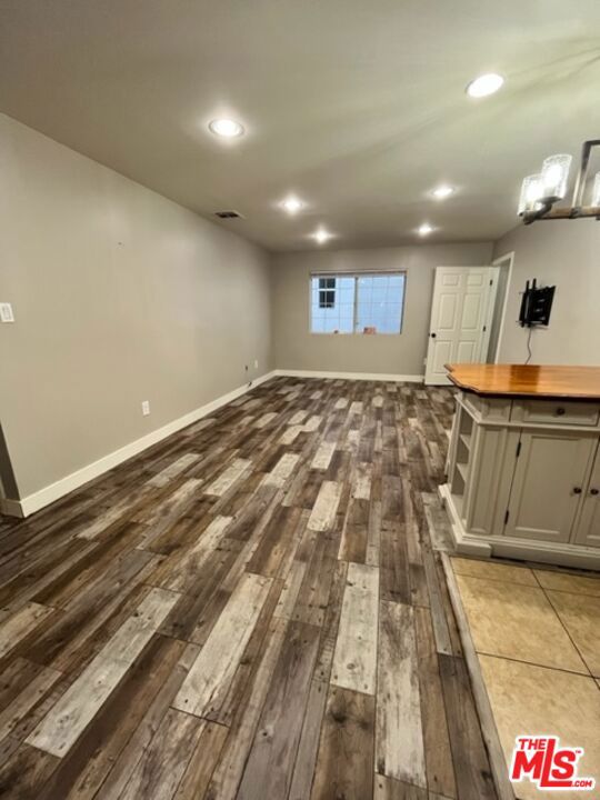 13818 Bessemer Street — photo
