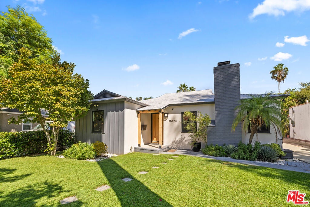 11023 Kling Street — photo