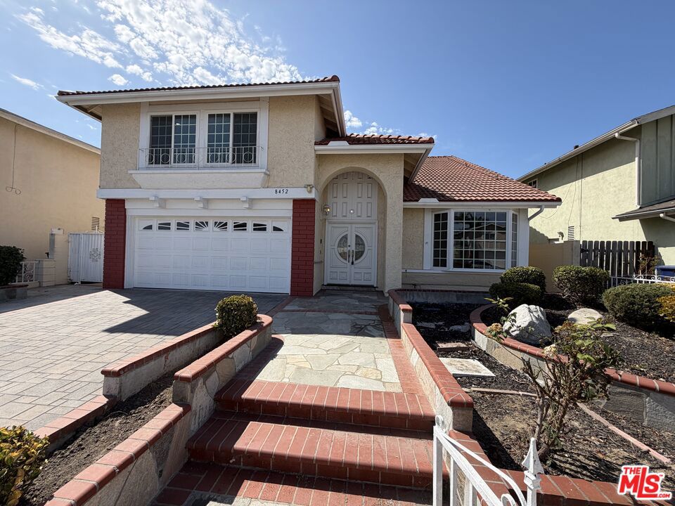 8452 Hazelwood Circle — photo