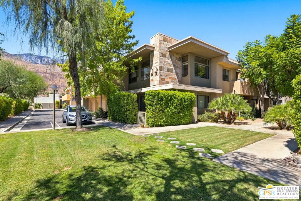 870 E Palm Canyon Drive 202 — photo