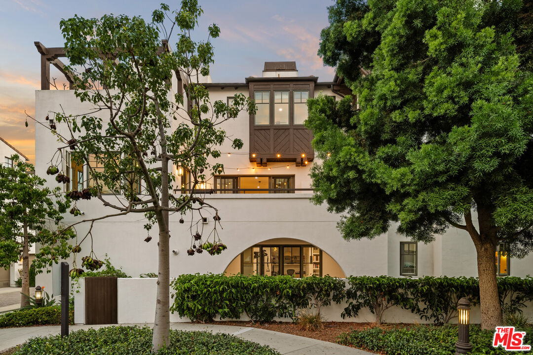 13049 S Icon Cir — photo