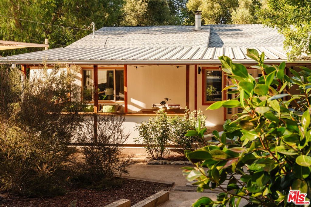 1230 Old Topanga Canyon Road — photo