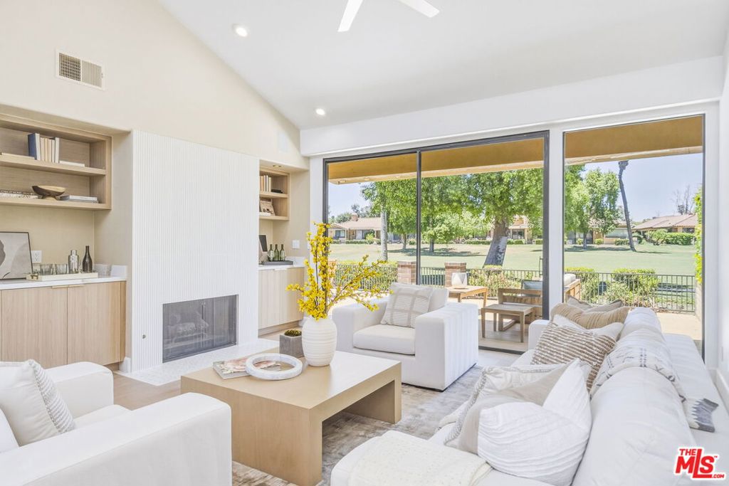 320 S Sierra Madre — photo