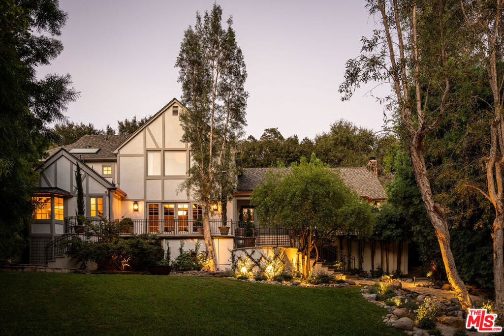 1004 N Bundy Drive — photo