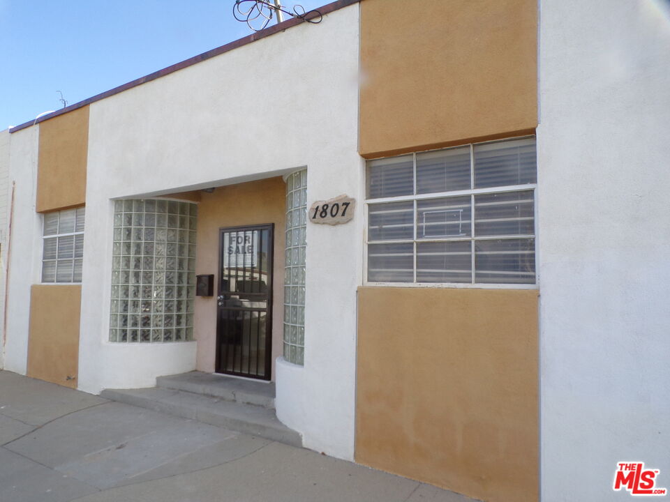 Home in San Fernando, CA 91340 — photo 3