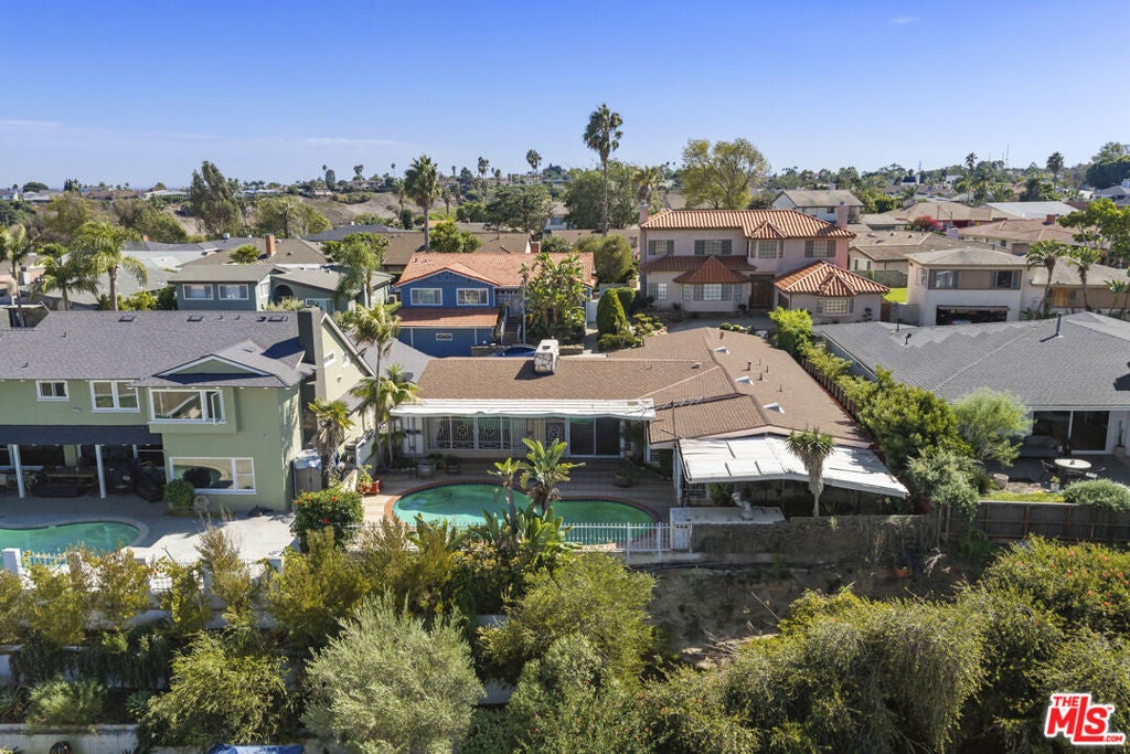 4555 Don Diego Drive — photo