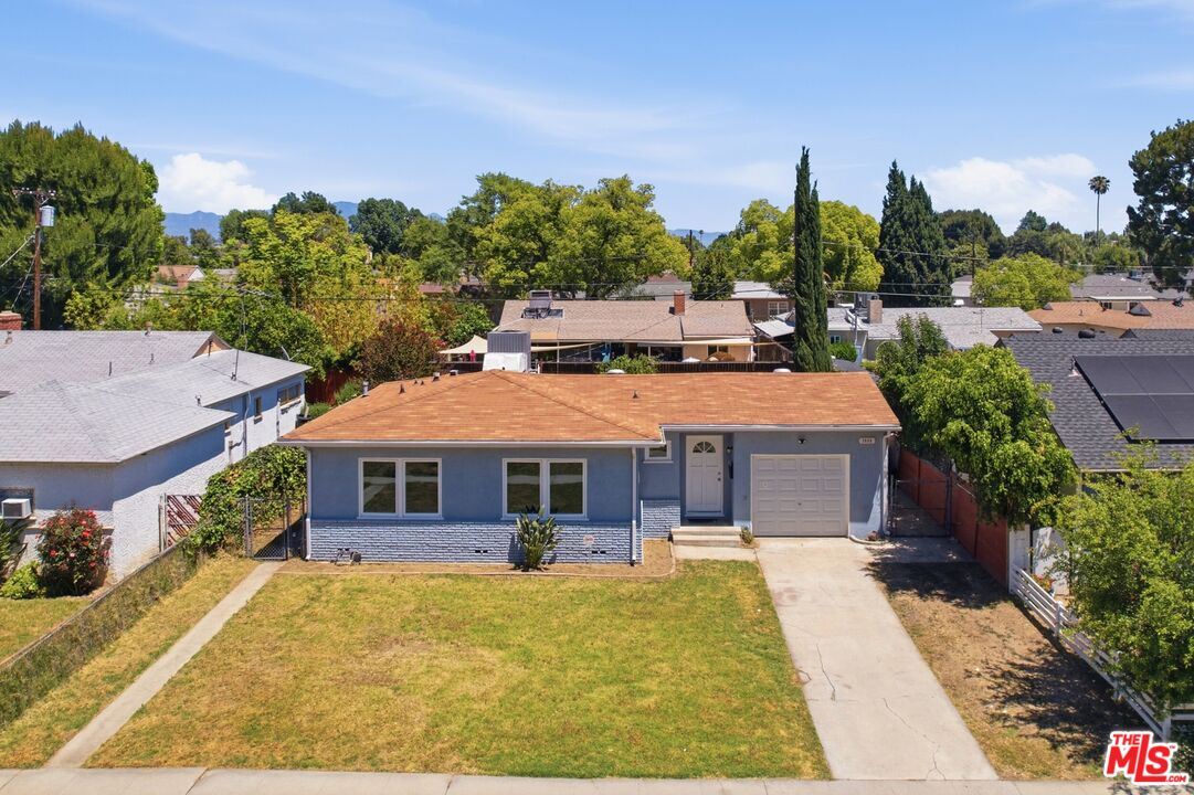 7444 Oak Park Ave — photo