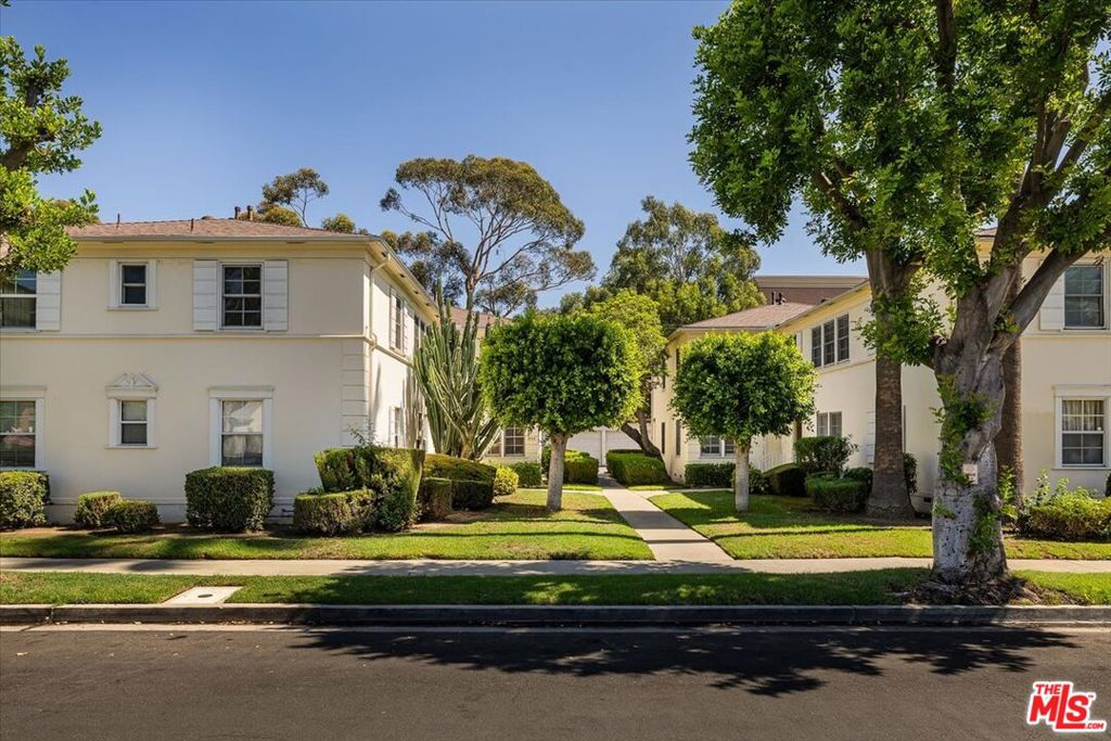 4113 Perlita Avenue C — photo