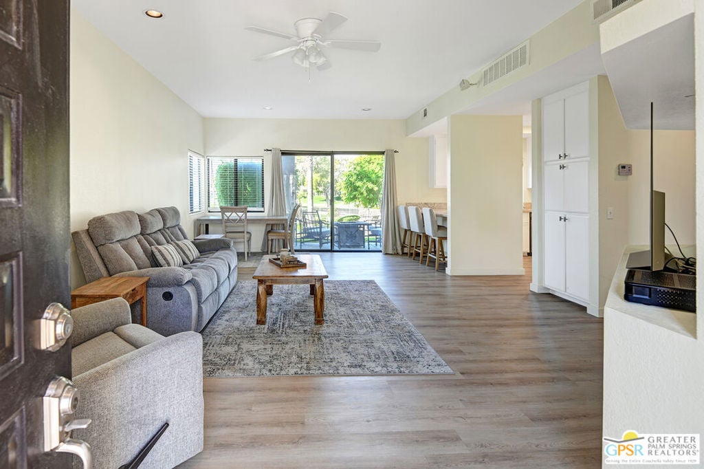 28795 Isleta Court — photo