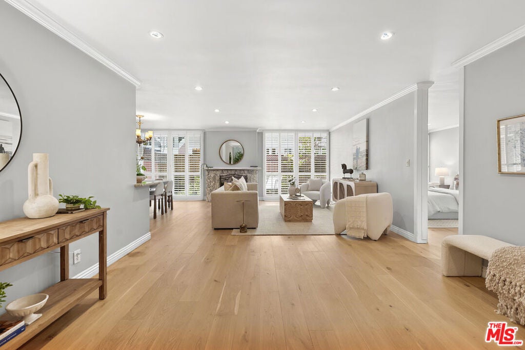 6515 Green Valley Circle 104 — photo