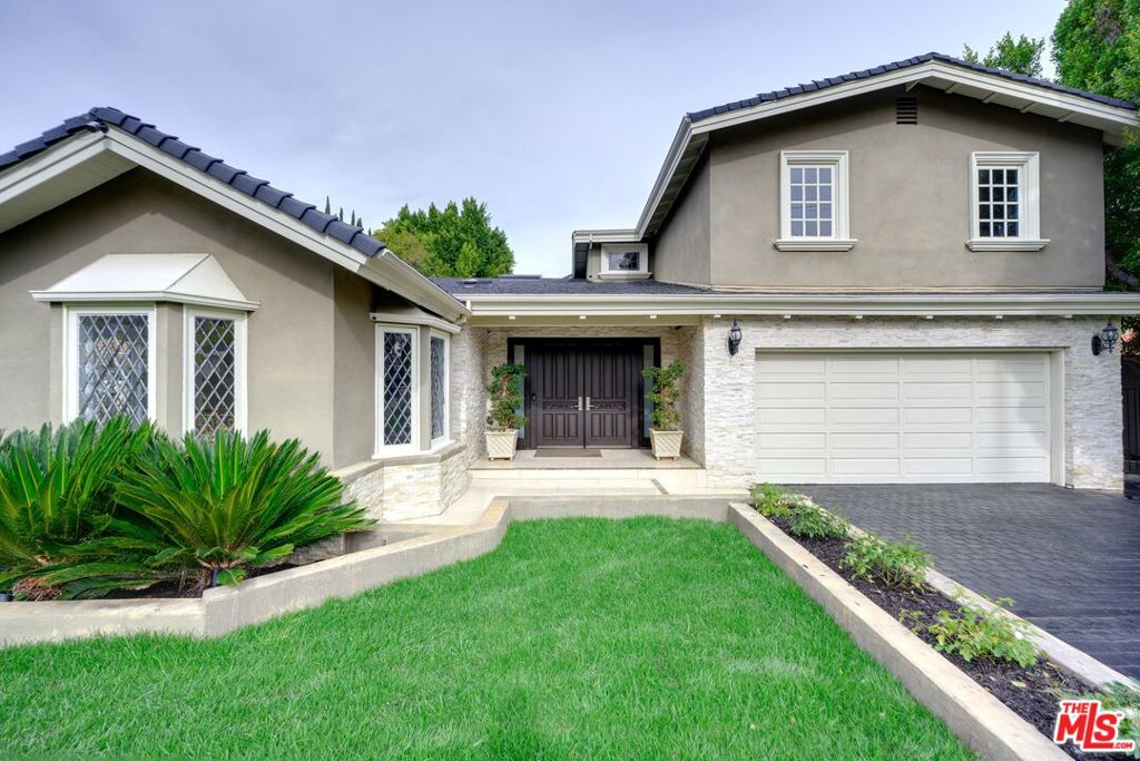 18519 Linnet Street — photo