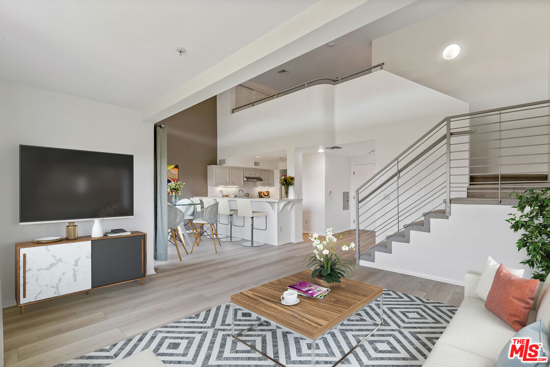 13200 Pacific Promenade 438 — photo
