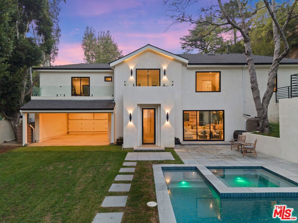 1712 N Beverly Glen Boulevard — photo