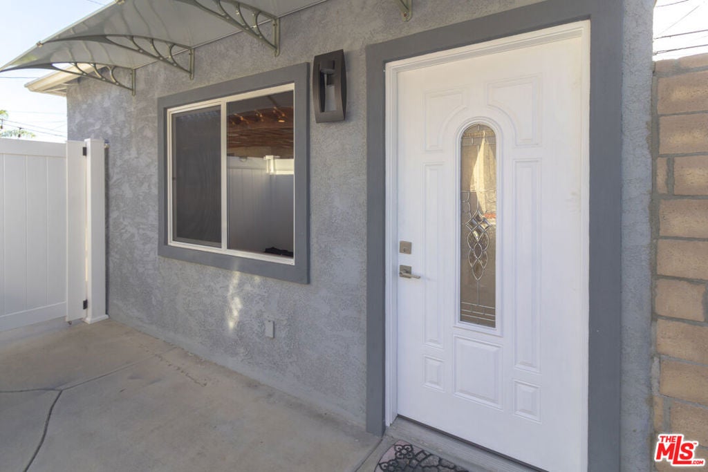 1201 N Niagara 101 — photo