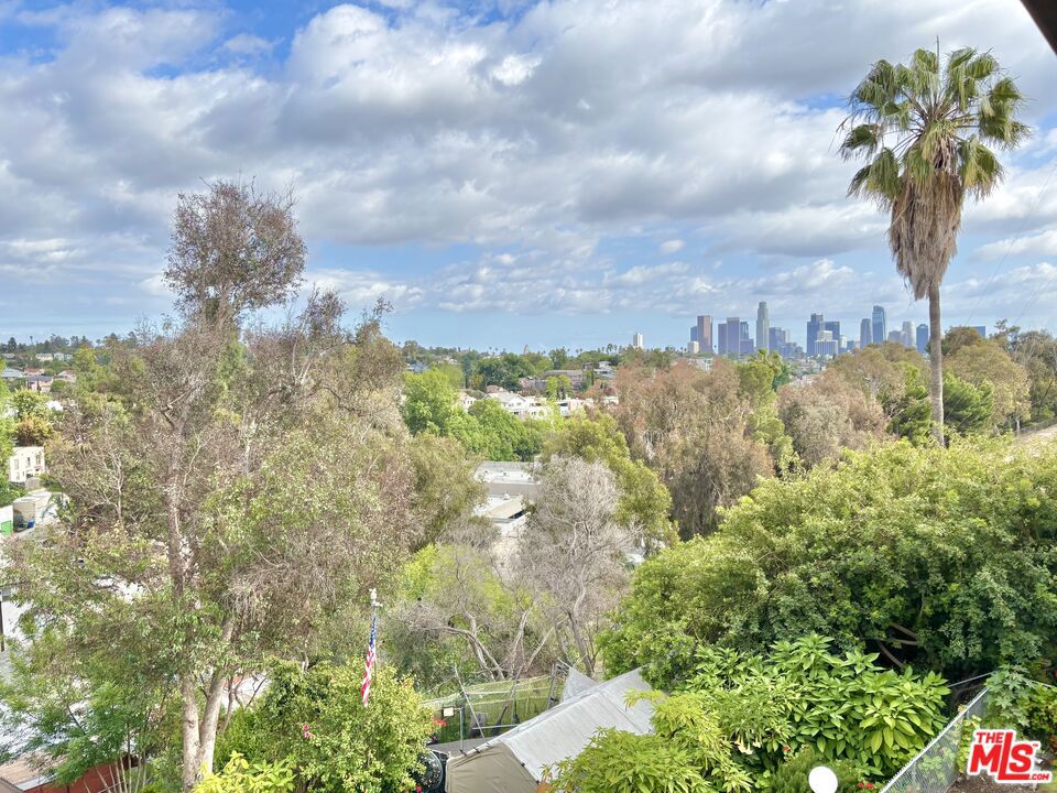 1812 N Alvarado Street 6 — photo