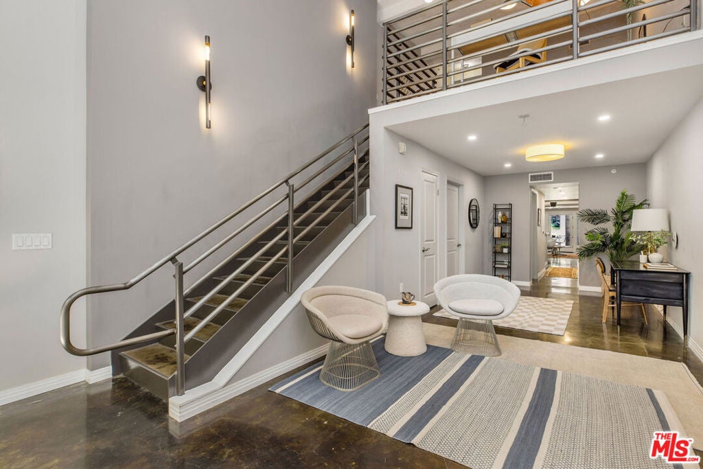 125 N Raymond Avenue 412 — photo