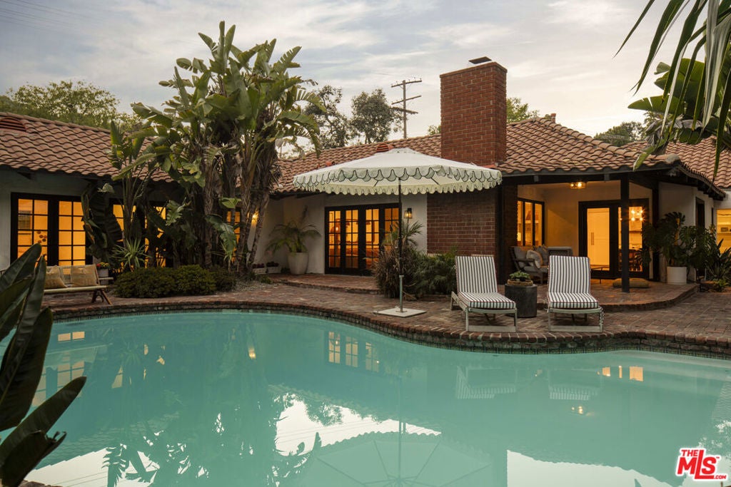 2630 Laurel Pass — photo