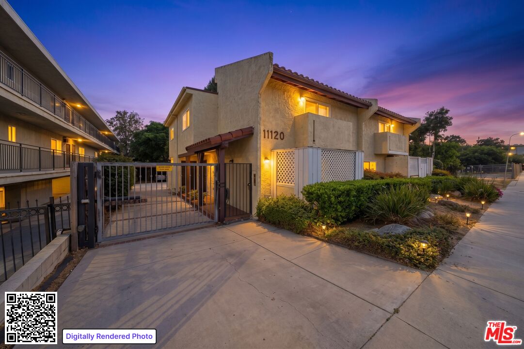 11120 Moorpark St 2 — photo