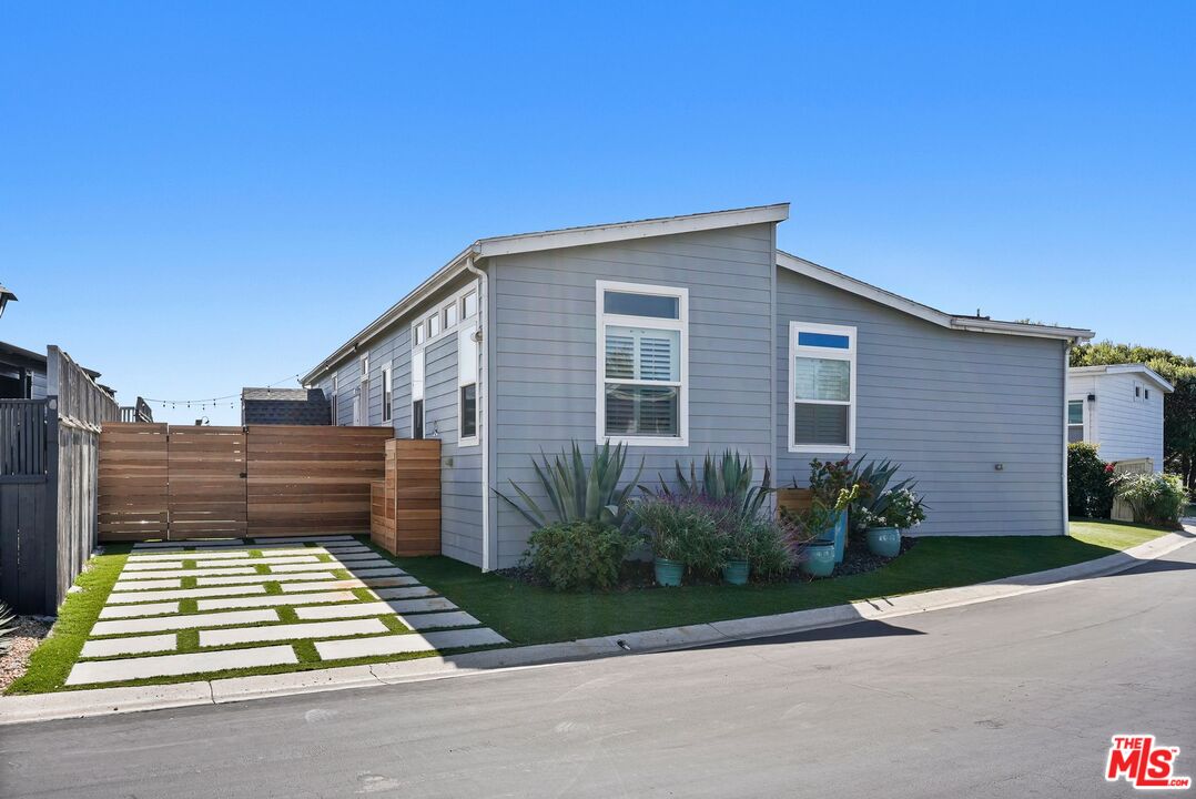 29500 Heathercliff Rd 115 — photo