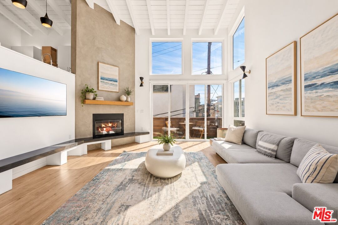 18 Privateer St Unit 3 — photo