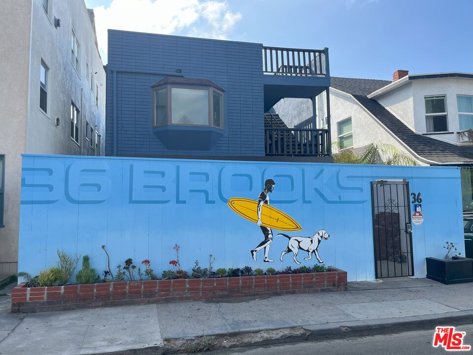 36 Brooks Ave Unit D — photo