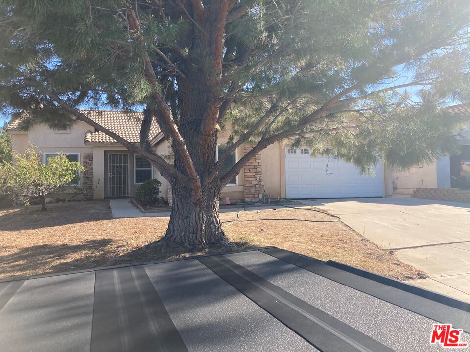 2619 W Windhaven Dr — photo
