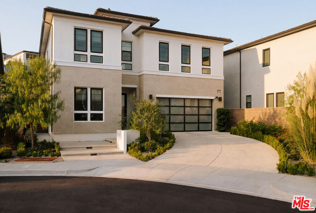 20511 W Hummingbird Ct — photo