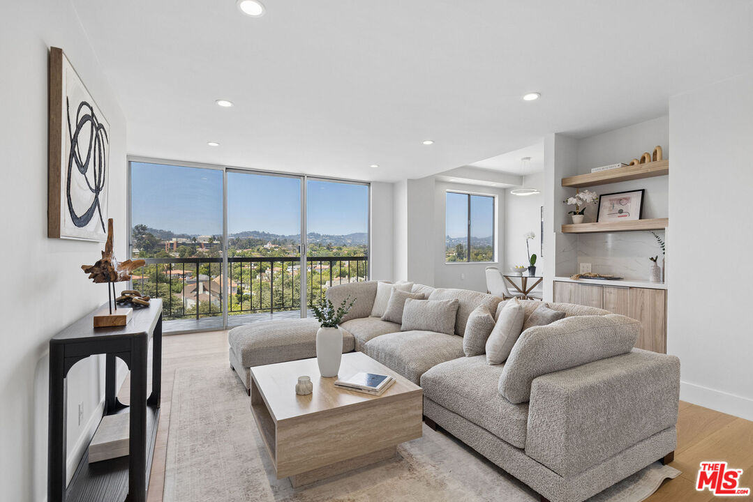 10747 Wilshire Blvd 1107 — photo