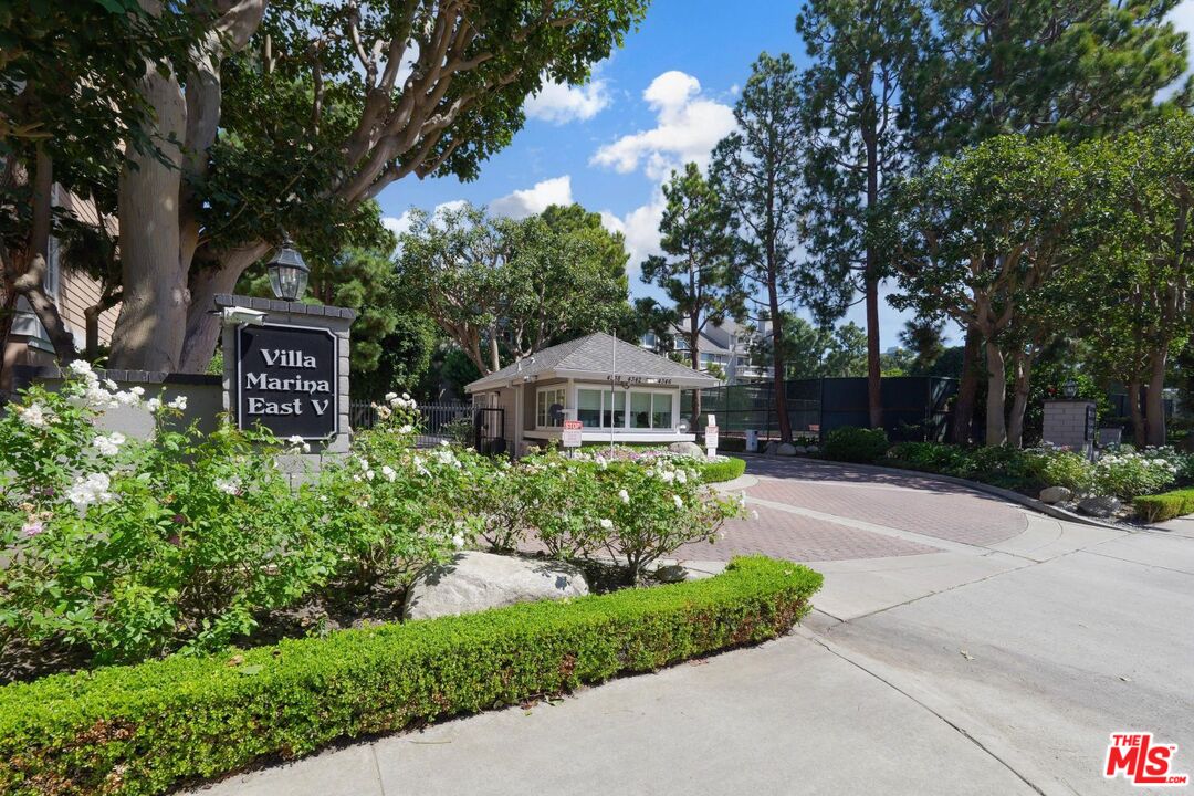 4346 Redwood Ave a101 — photo