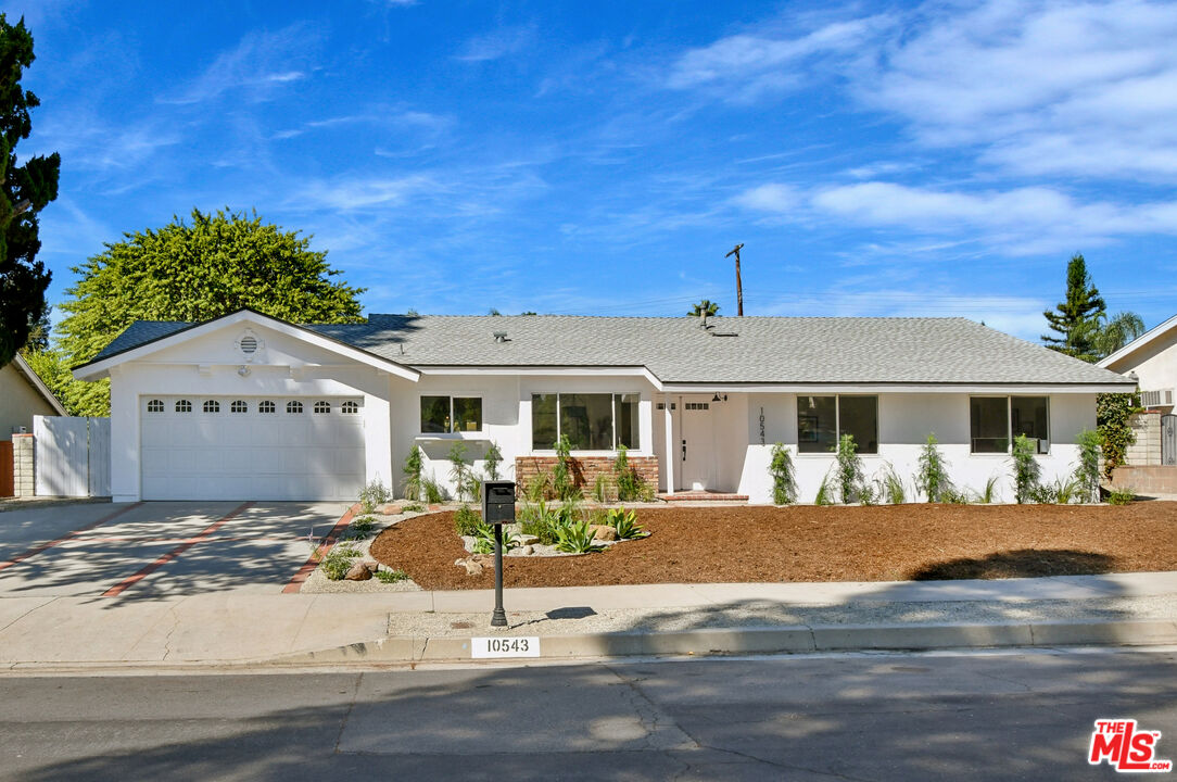 10543 Yolanda Ave — photo