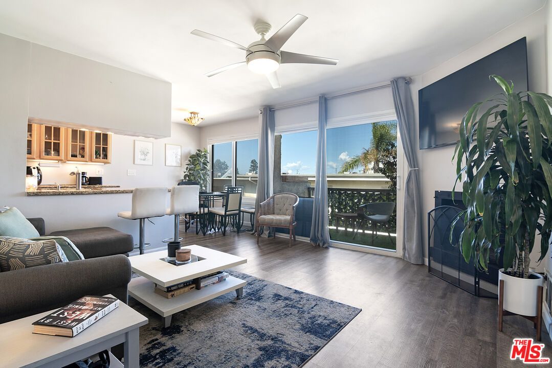 8740 Tuscany Ave Unit 312 — photo
