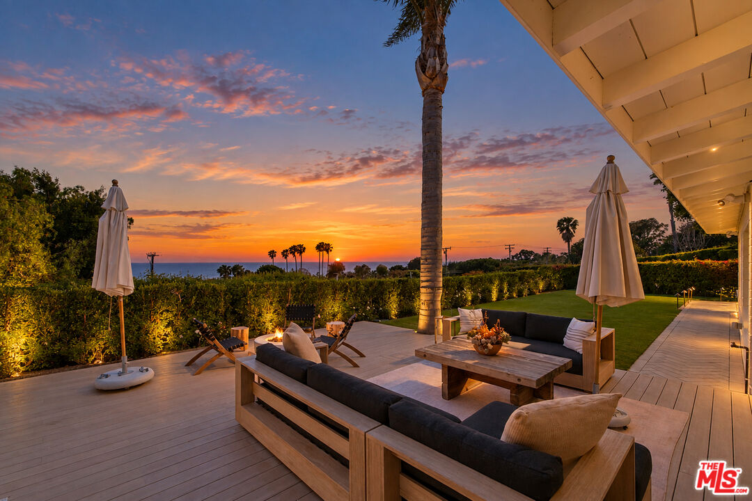 26887 Sea Vista Dr — photo