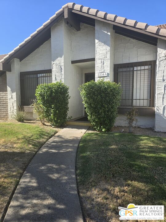2234 S Linden Way Unit a — photo