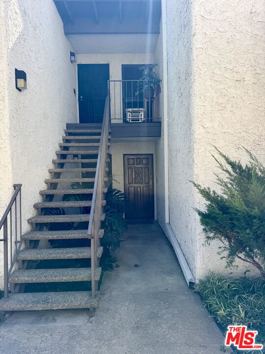 15511 Sherman Way Unit 40 — photo