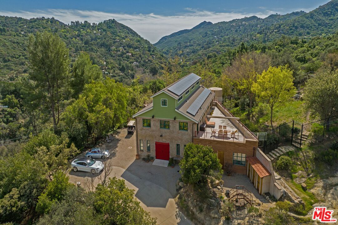 635 Greenleaf Canyon Rd — photo