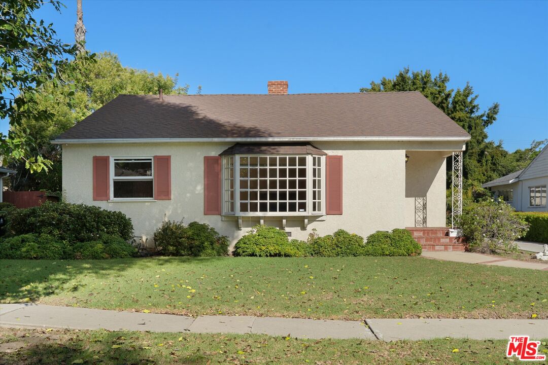 11827 Stanwood Dr — photo