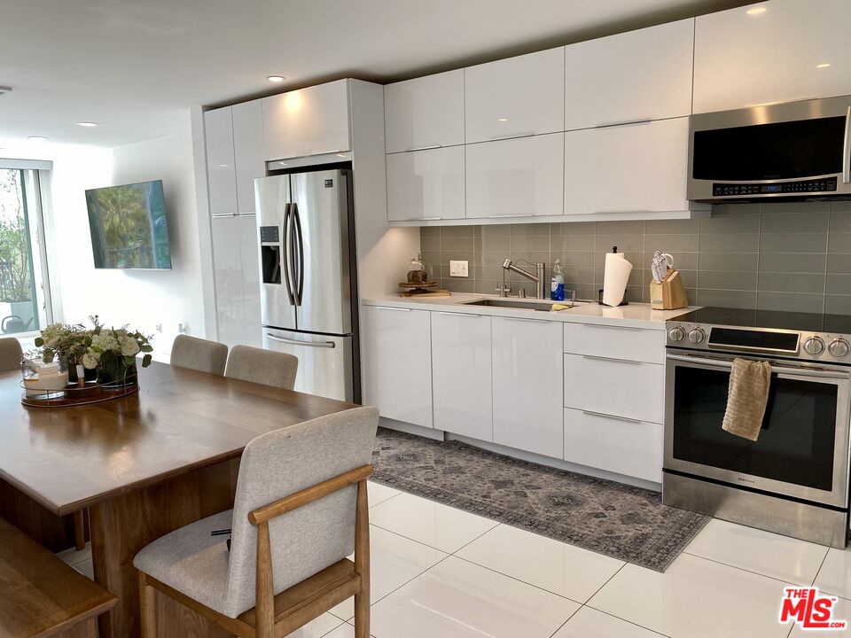 23901 Civic Center Way Unit 114 — photo