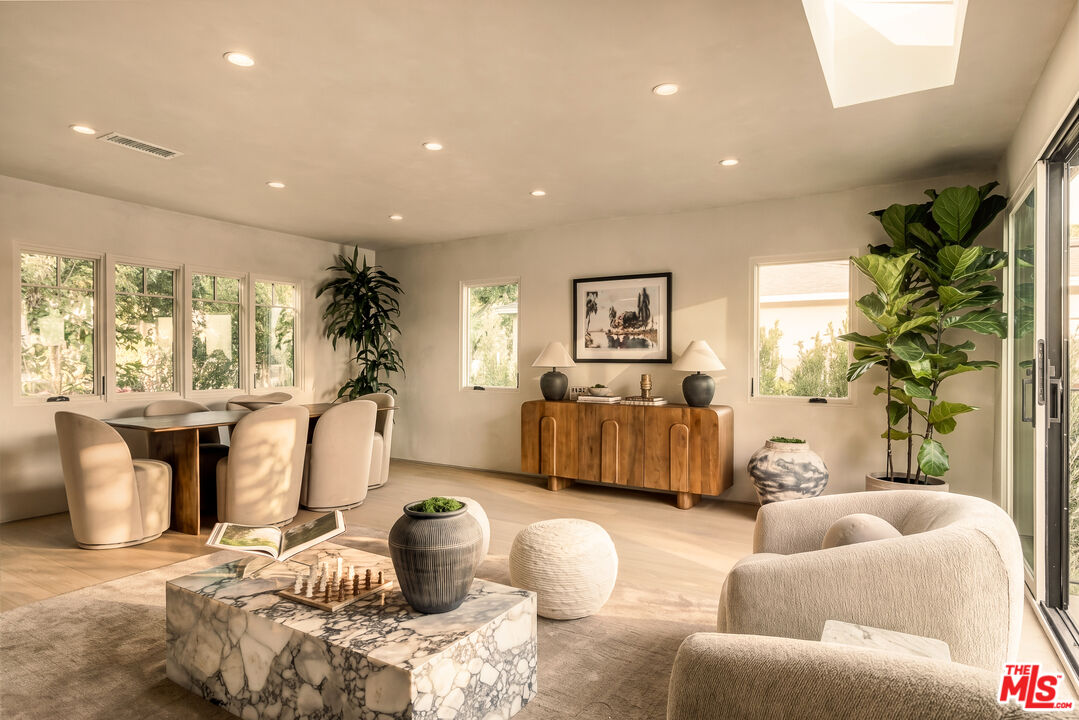 1204 Marine St — photo